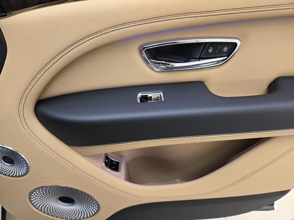 2025 Bentley Bentayga