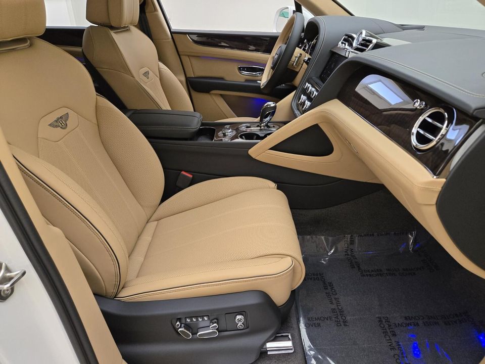 2025 Bentley Bentayga