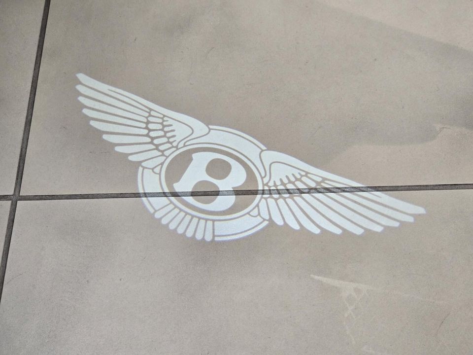2025 Bentley Bentayga