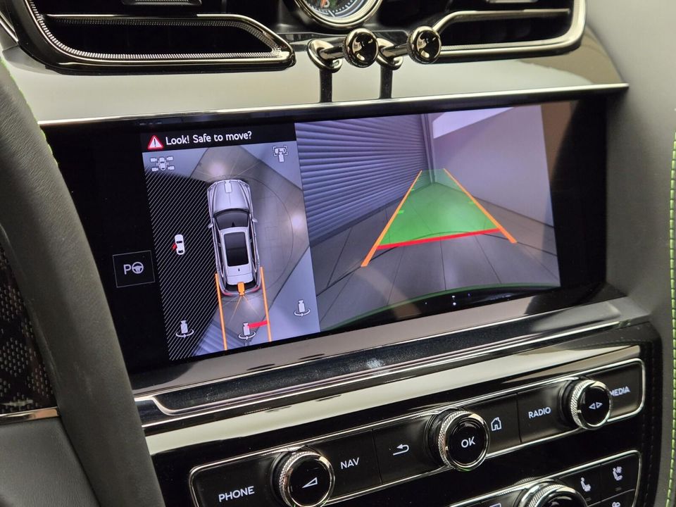 2025 Bentley Bentayga