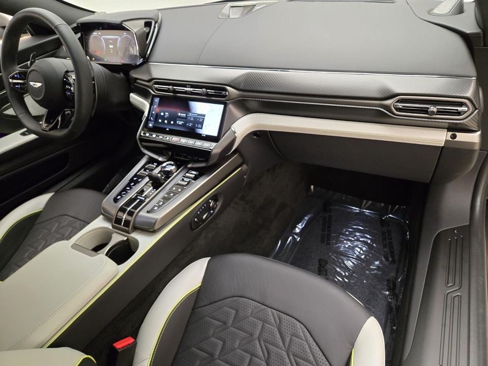 2025 Aston Martin Vanquish