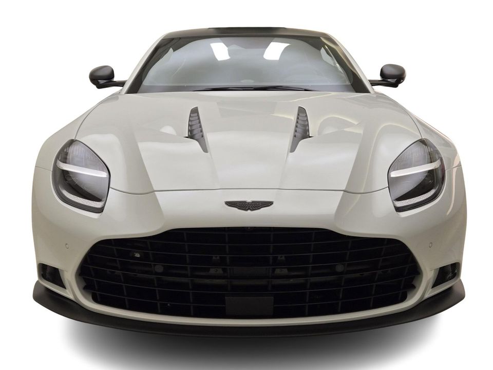 2025 Aston Martin Vanquish