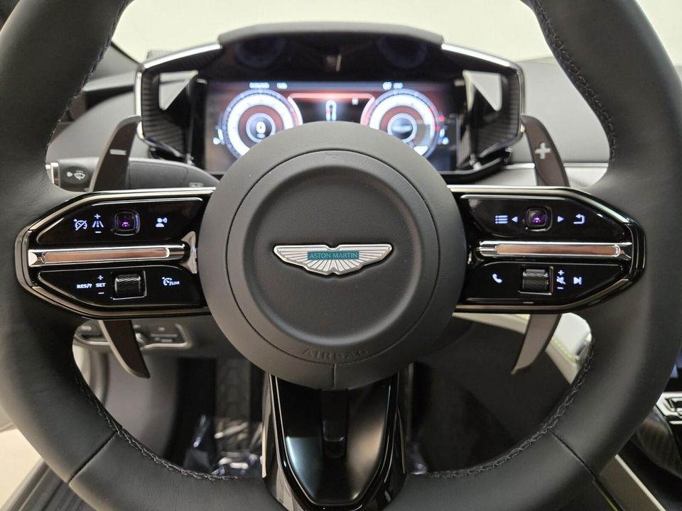 2025 Aston Martin Vanquish