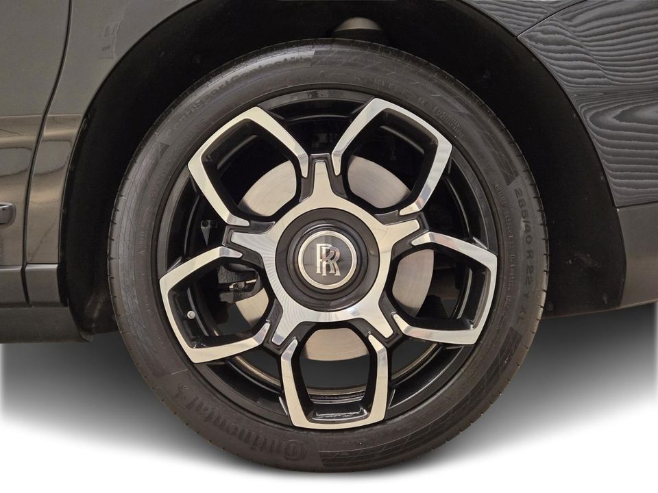 2021 Rolls-Royce Black Badge Cullinan