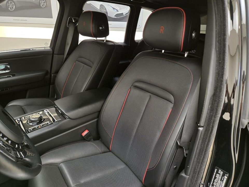 2021 Rolls-Royce Black Badge Cullinan