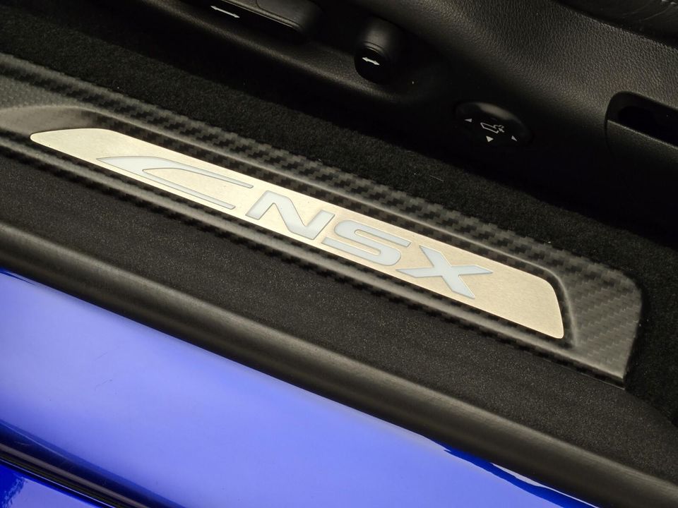 2017 Acura NSX