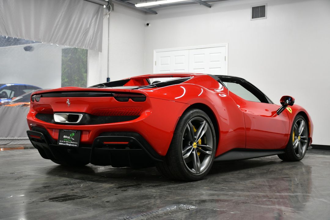 2024 Ferrari 296 GTS