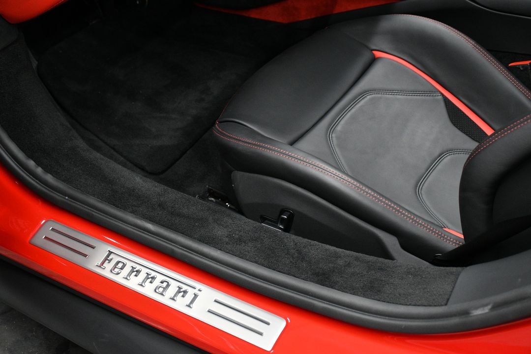 2024 Ferrari 296 GTS