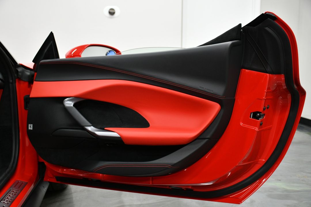 2024 Ferrari 296 GTS