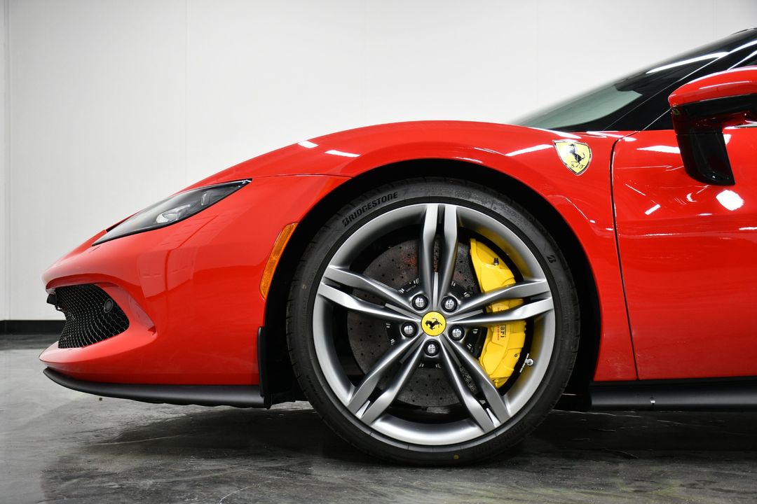 2024 Ferrari 296 GTS