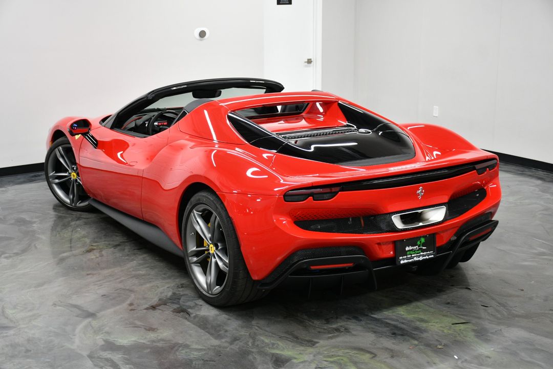 2024 Ferrari 296 GTS