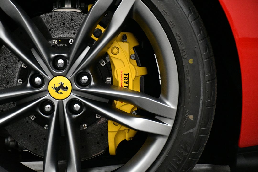 2024 Ferrari 296 GTS