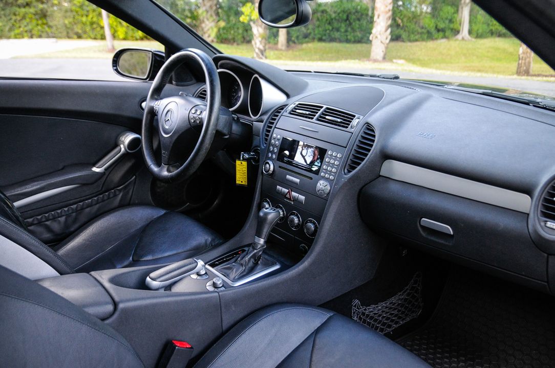2006 Mercedes-Benz SLK