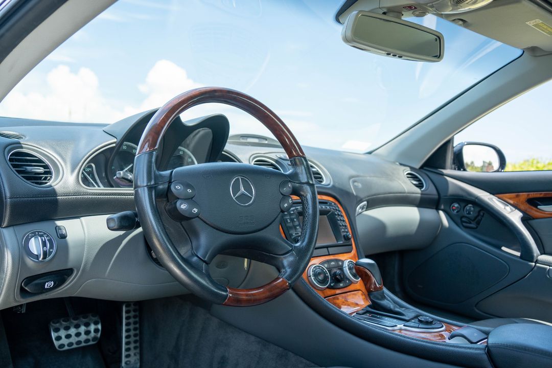 2003 Mercedes-Benz SL-Class
