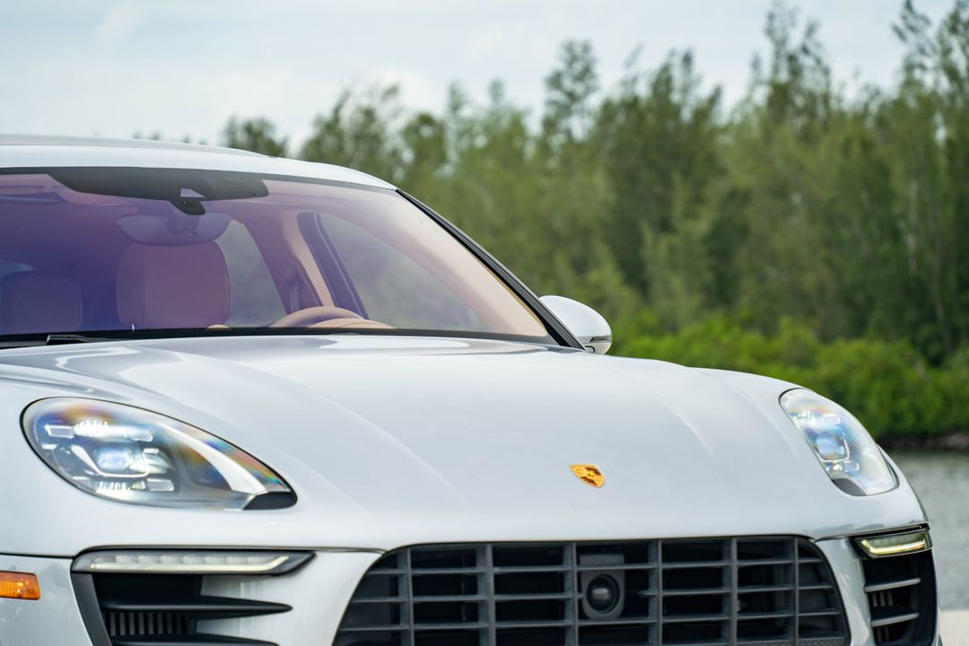 2017 Porsche Macan