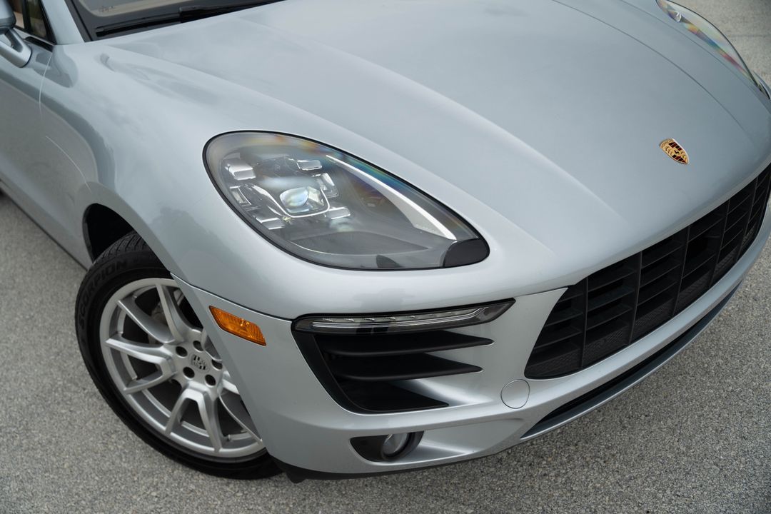 2017 Porsche Macan