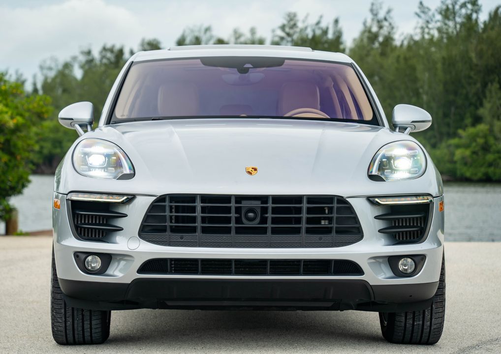 2017 Porsche Macan