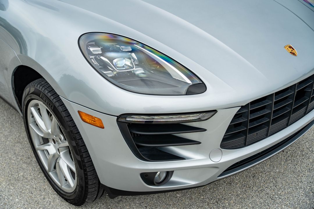 2017 Porsche Macan