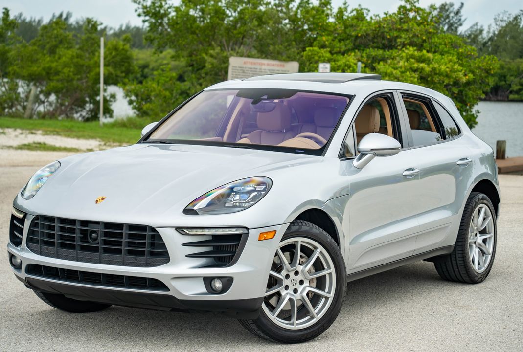 2017 Porsche Macan