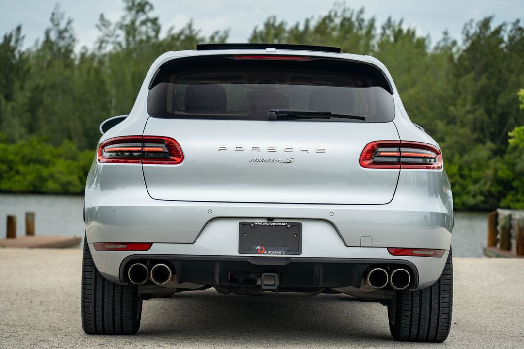 2017 Porsche Macan