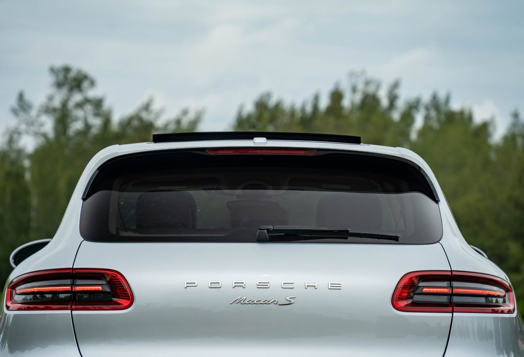2017 Porsche Macan