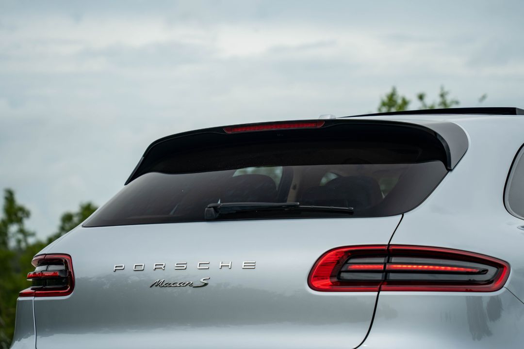 2017 Porsche Macan