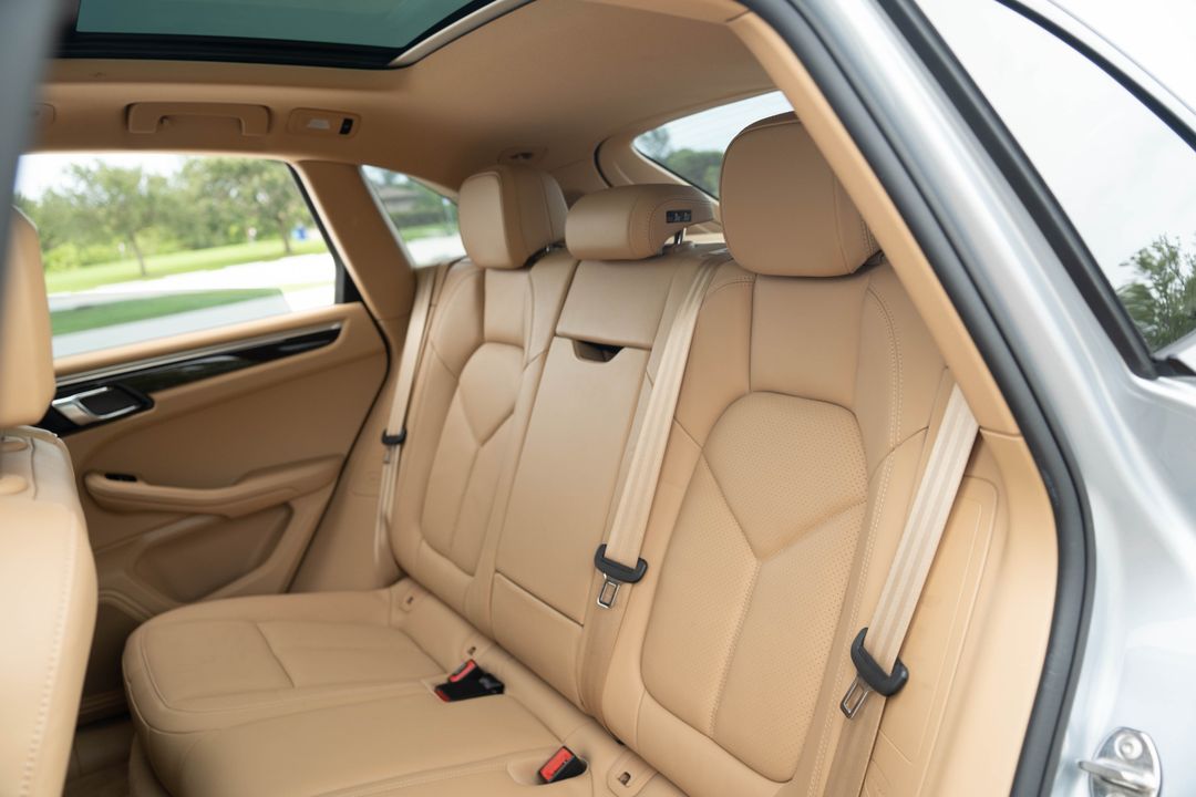 2017 Porsche Macan