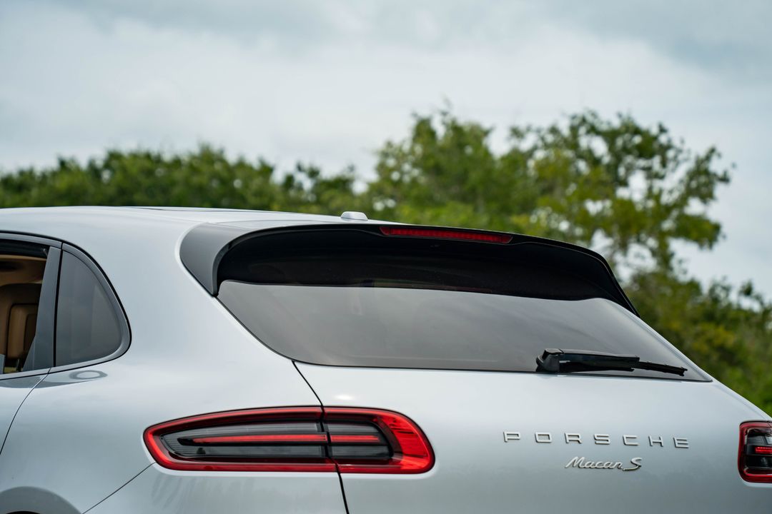 2017 Porsche Macan