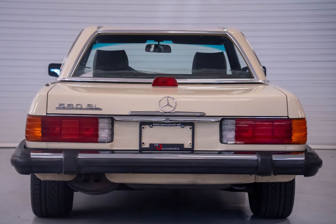 1987 Mercedes-Benz 560-Class