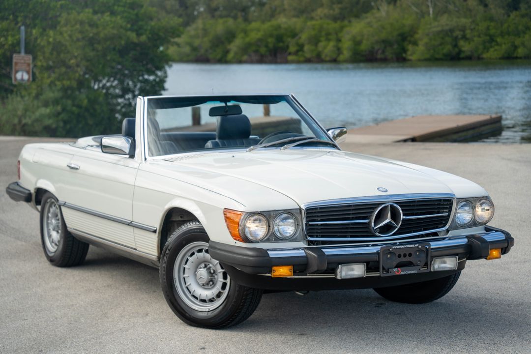 1984 Mercedes-Benz 380-Class