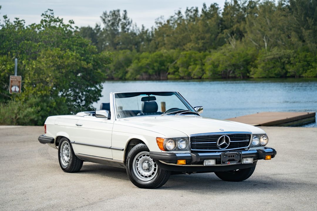 1984 Mercedes-Benz 380-Class