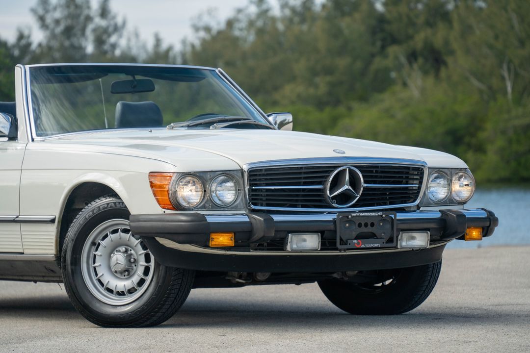 1984 Mercedes-Benz 380-Class