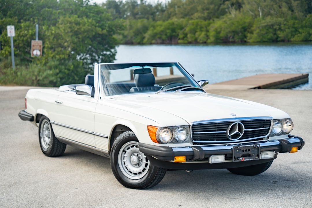 1984 Mercedes-Benz 380-Class