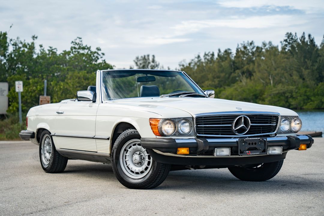 1984 Mercedes-Benz 380-Class