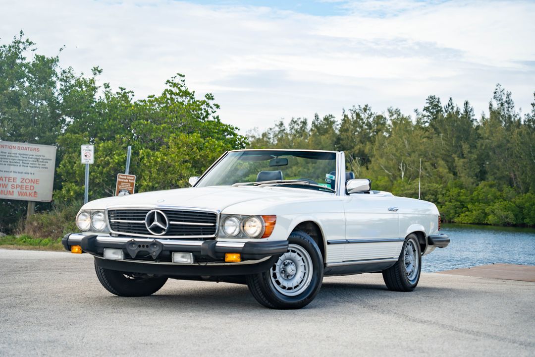 1984 Mercedes-Benz 380-Class