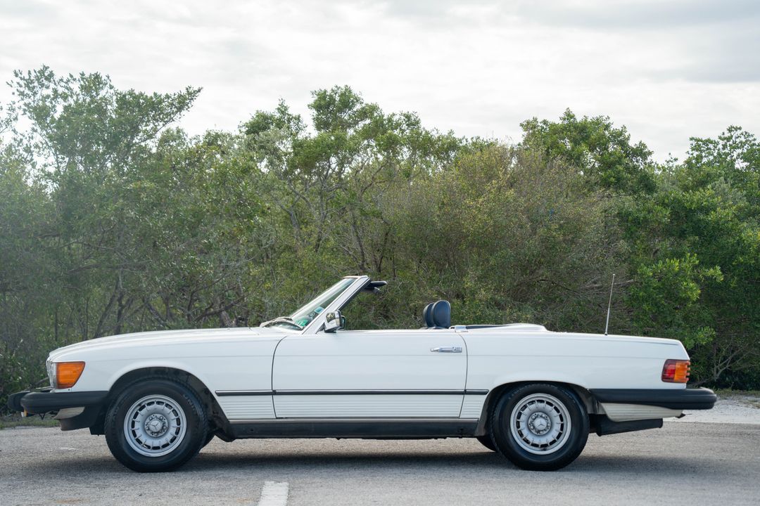 1984 Mercedes-Benz 380-Class