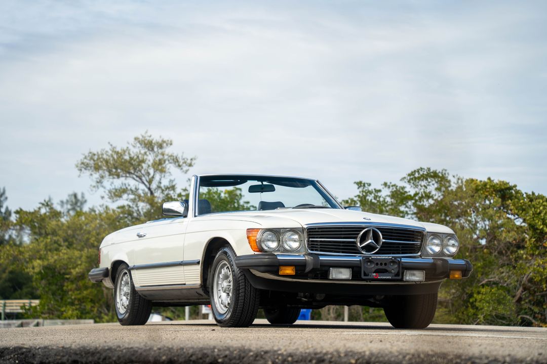 1984 Mercedes-Benz 380-Class