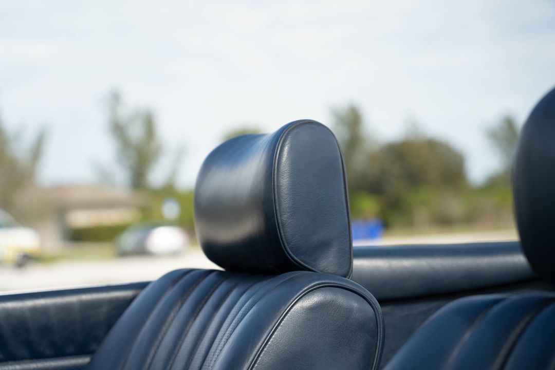 1984 Mercedes-Benz 380-Class