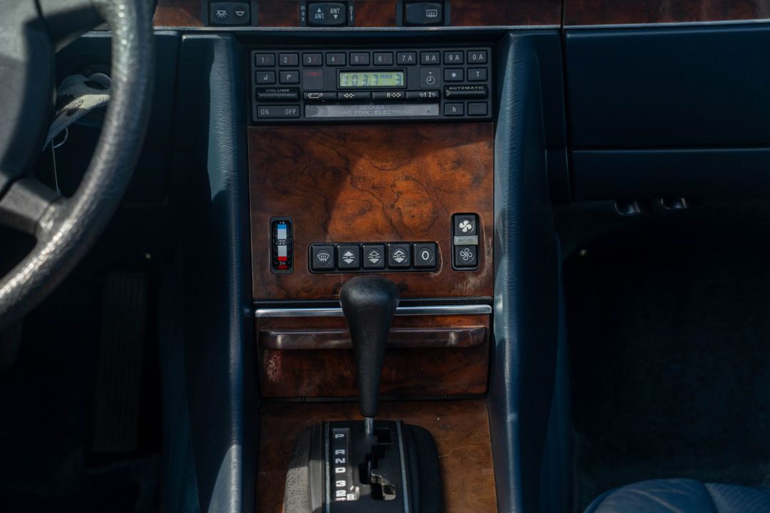 1984 Mercedes-Benz 380-Class