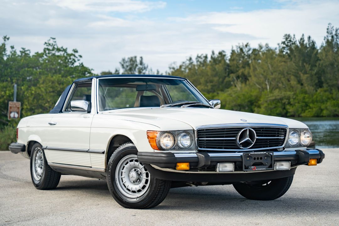 1984 Mercedes-Benz 380-Class