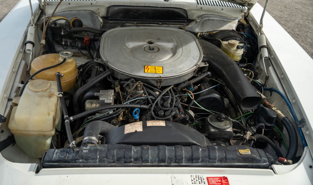 1984 Mercedes-Benz 380-Class