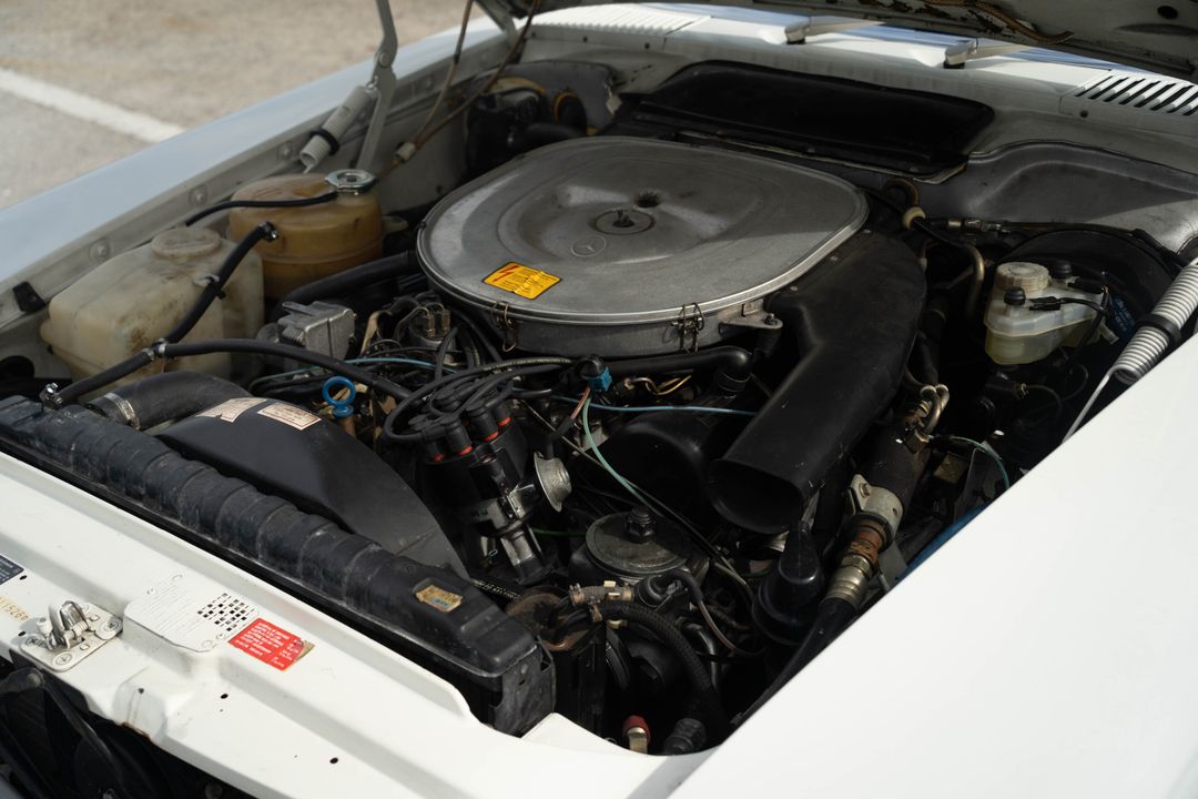 1984 Mercedes-Benz 380-Class