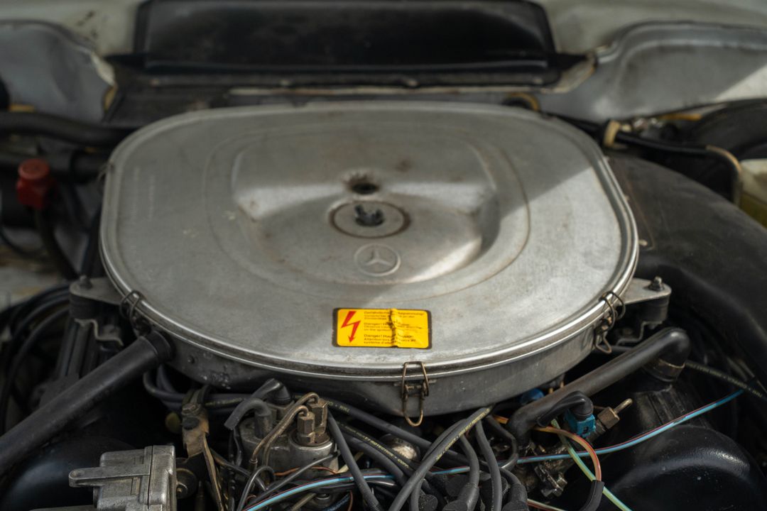 1984 Mercedes-Benz 380-Class