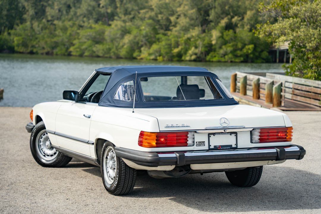 1984 Mercedes-Benz 380-Class