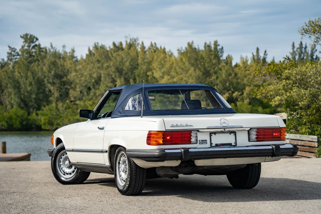 1984 Mercedes-Benz 380-Class
