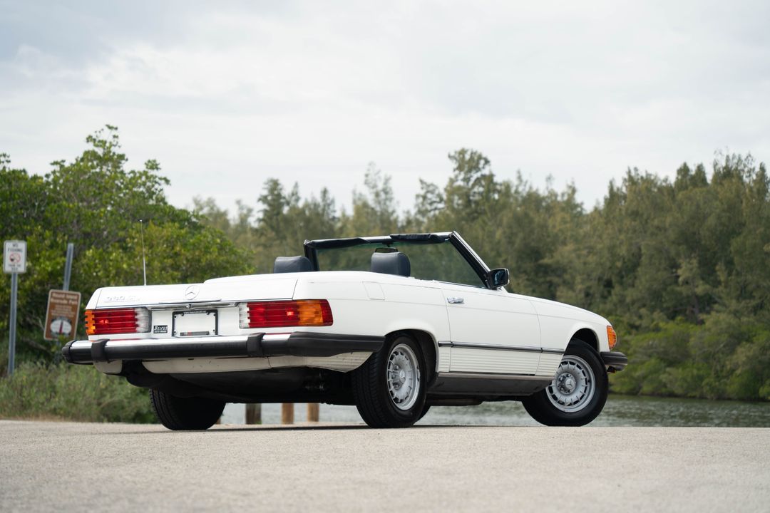 1984 Mercedes-Benz 380-Class
