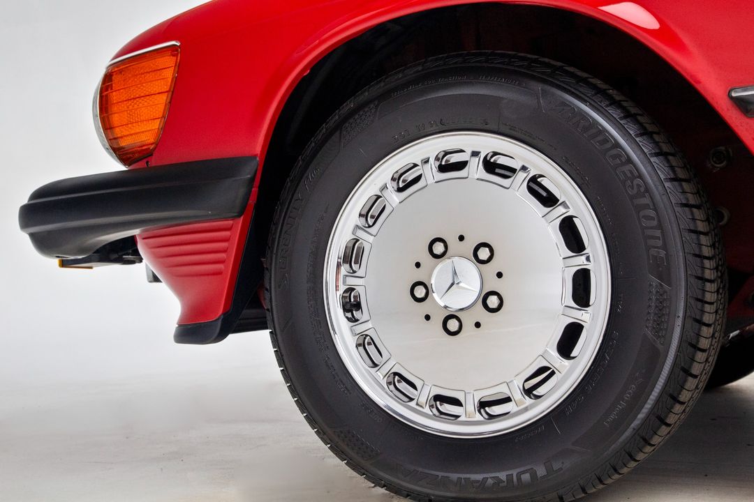 1989 Mercedes-Benz 560SL