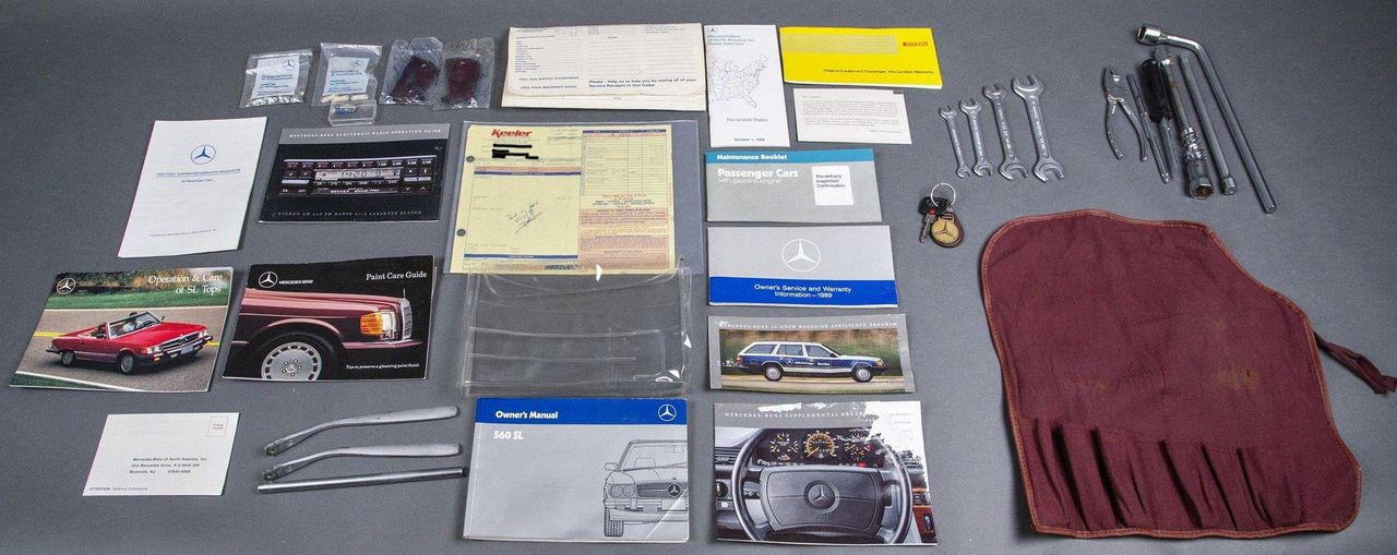 1989 Mercedes-Benz 560SL