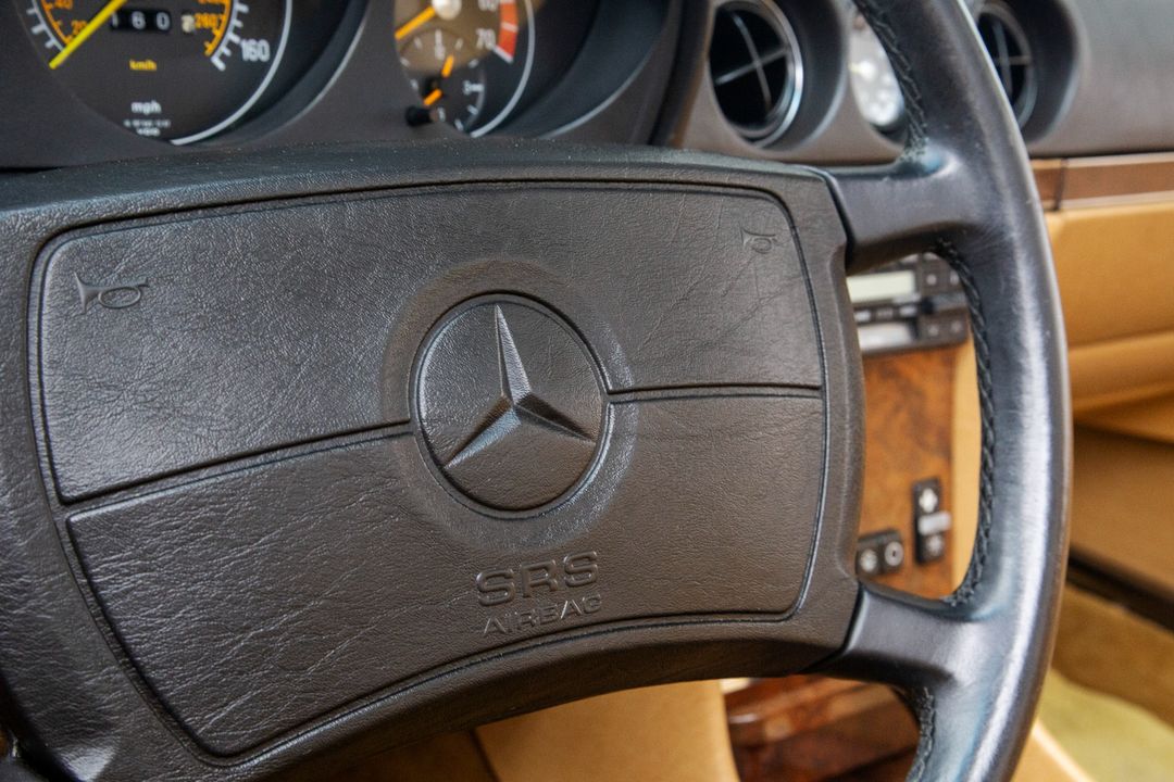 1989 Mercedes-Benz 560SL