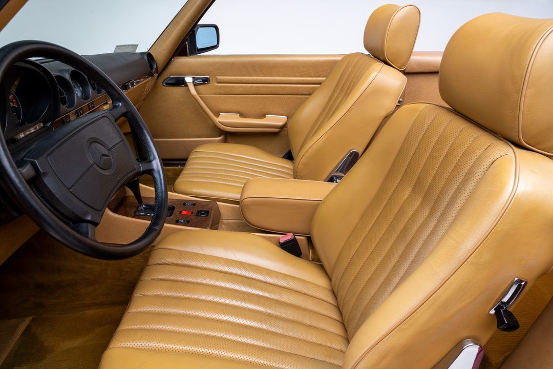 1989 Mercedes-Benz 560SL